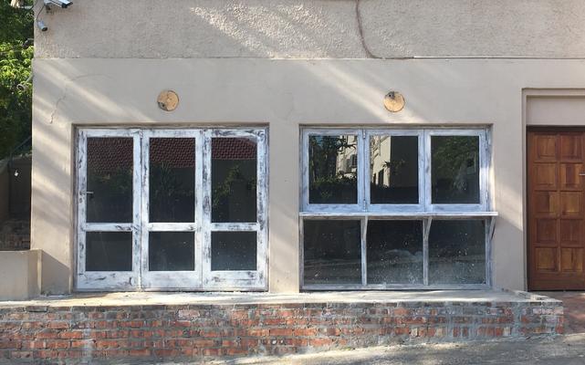 Nourish'd Cafe and Juicery | Before